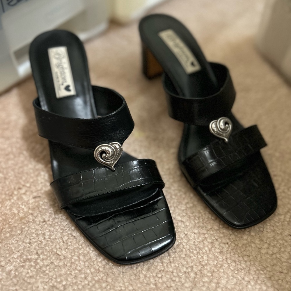 Ladies heels 8.5